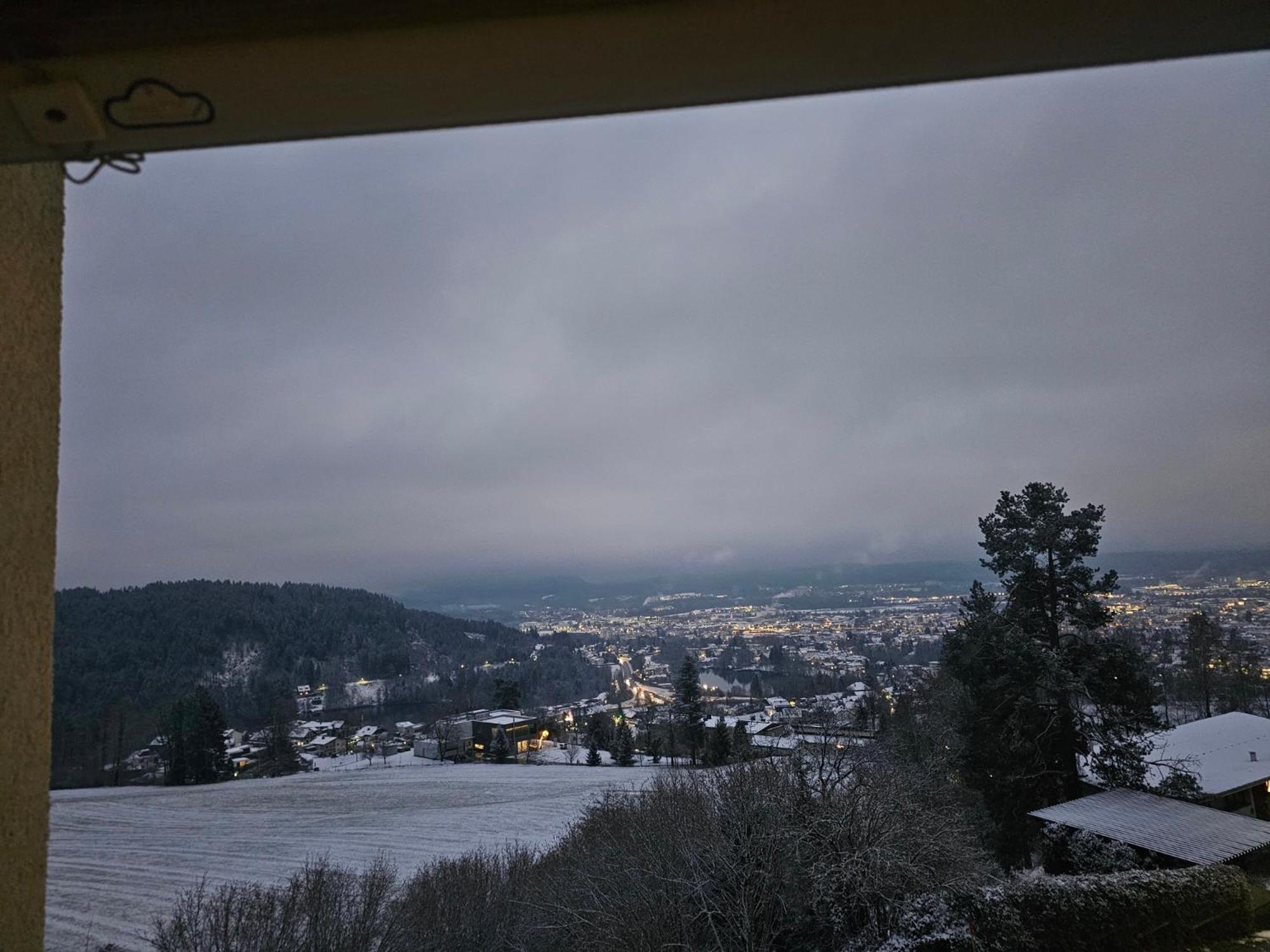 Großzügige Wohnung in wunderbarer Aussichtslage Villach Exterior foto